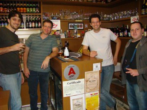 Eduardo, Gustavo e Daniel.