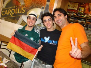 Ximbica, Vinícius e Vessecchi.