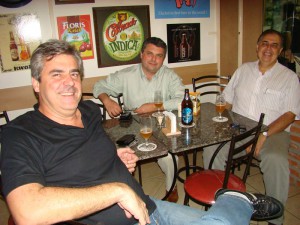 Xandão, Alessandro e Vantuil.