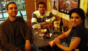 Isaac, Caio e Nádia - os estudantes.