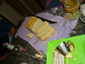 Dessa vez a receita do pão foi com ervas finas: fofinho e delicioso!