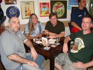 Gu, Débora, Olavinho e Guxtavo.