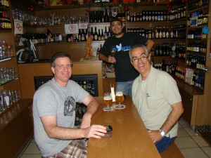 Guxtavo, Marcelo e Sílvio.