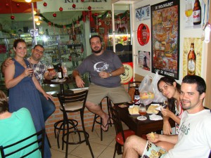 Giovana, Loró, João, Ana e Ricardo.